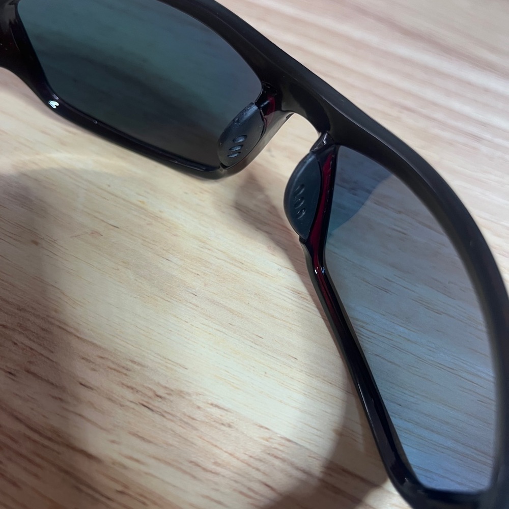 Polarized Sport Sunglasses with Yellow Mirror Lenses Comfort Design - Picture 6 of 10